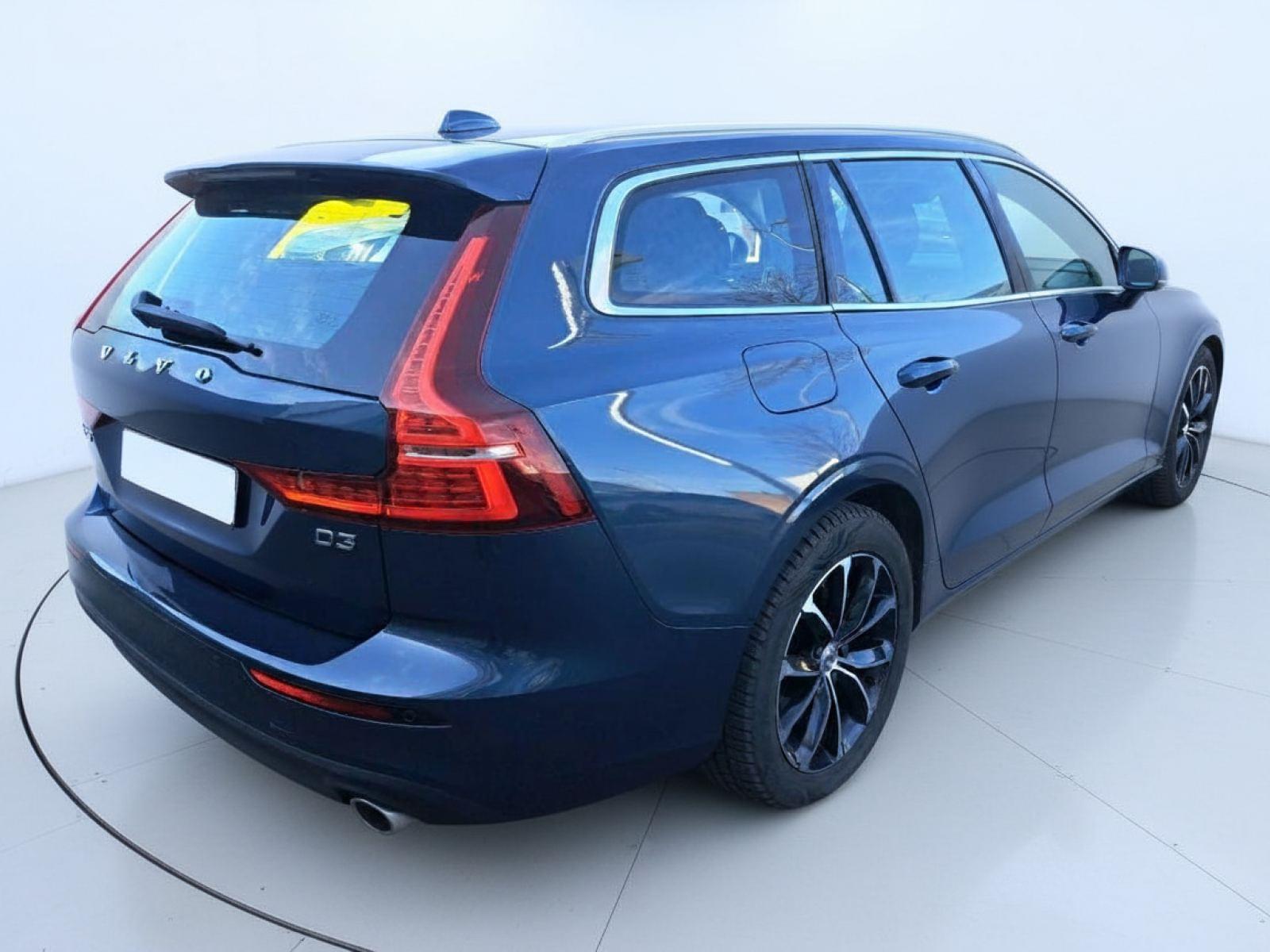 VOLVO V60 2.0 D3 MOMENTUM PRO 3