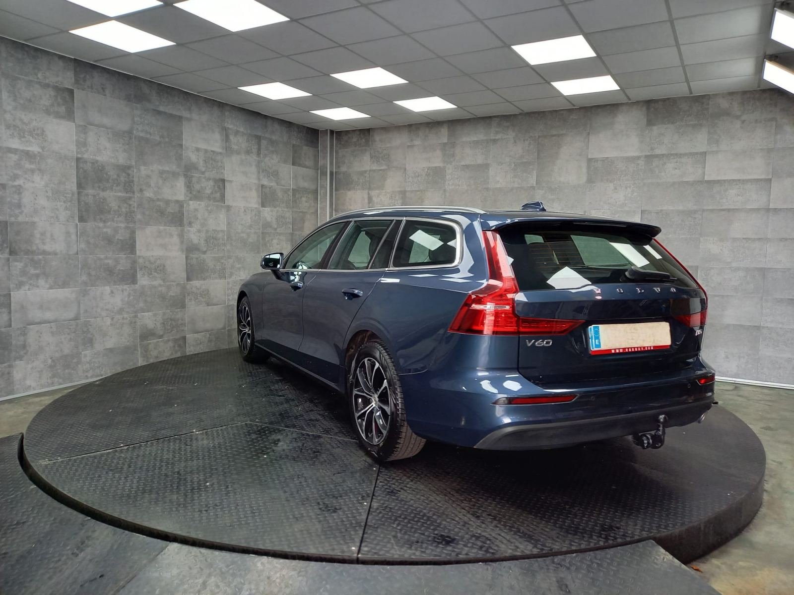 VOLVO V60 2.0 D3 MOMENTUM PRO 5