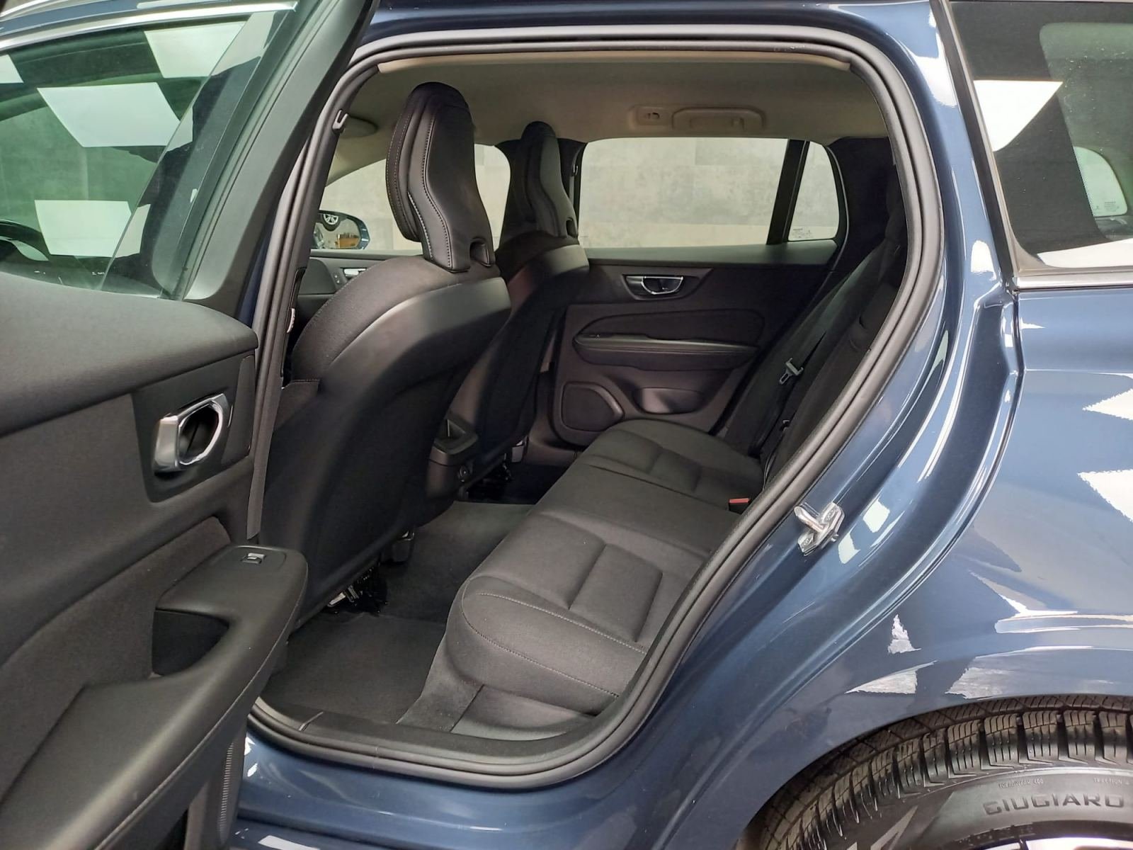 VOLVO V60 2.0 D3 MOMENTUM PRO 11