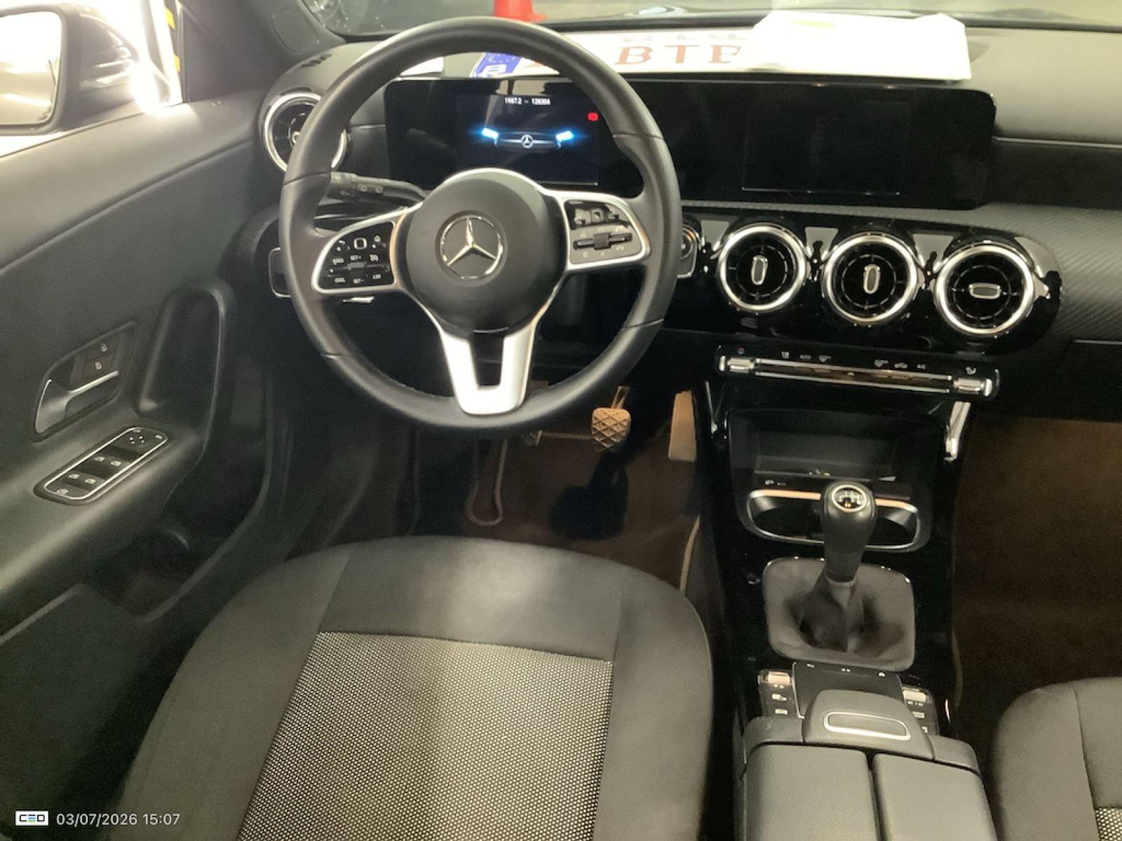 MERCEDES CLASE CLA 2.0 180 D BUS SOLUTION ESSENTIAL 7