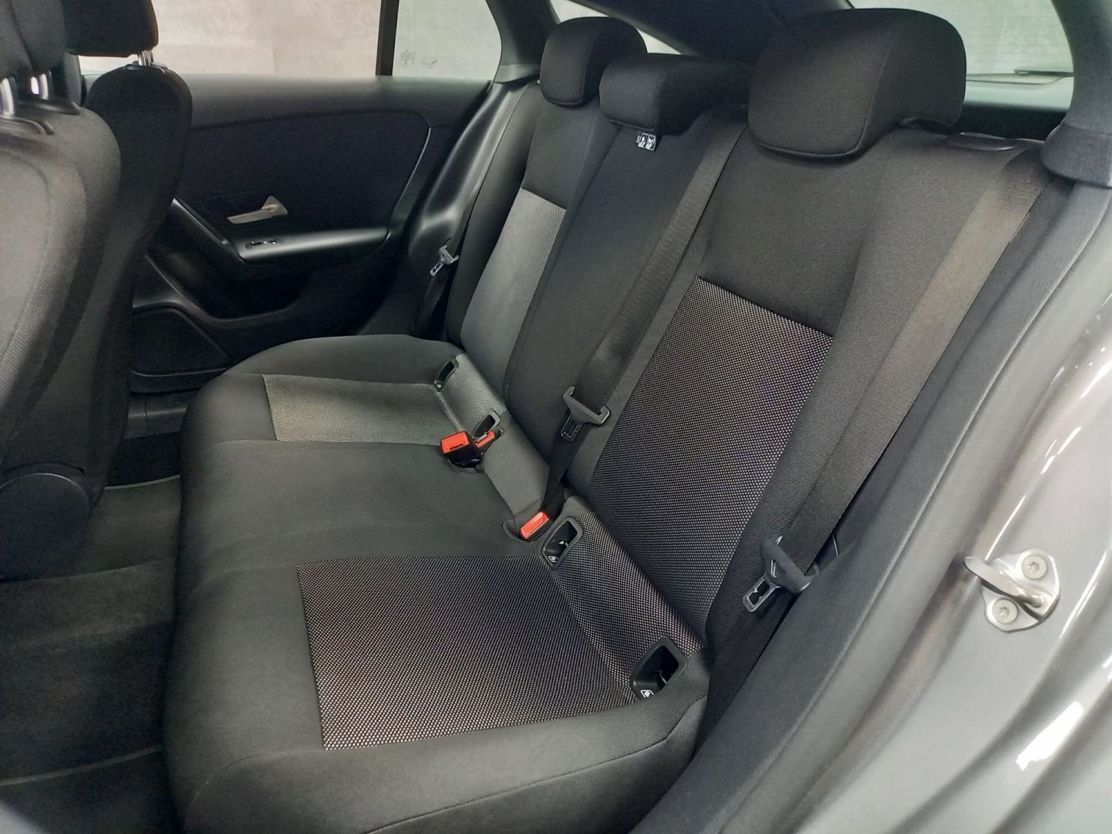 MERCEDES CLASE CLA SHOOTING BREAK 2.0 180 D BUS SOLUTION 11