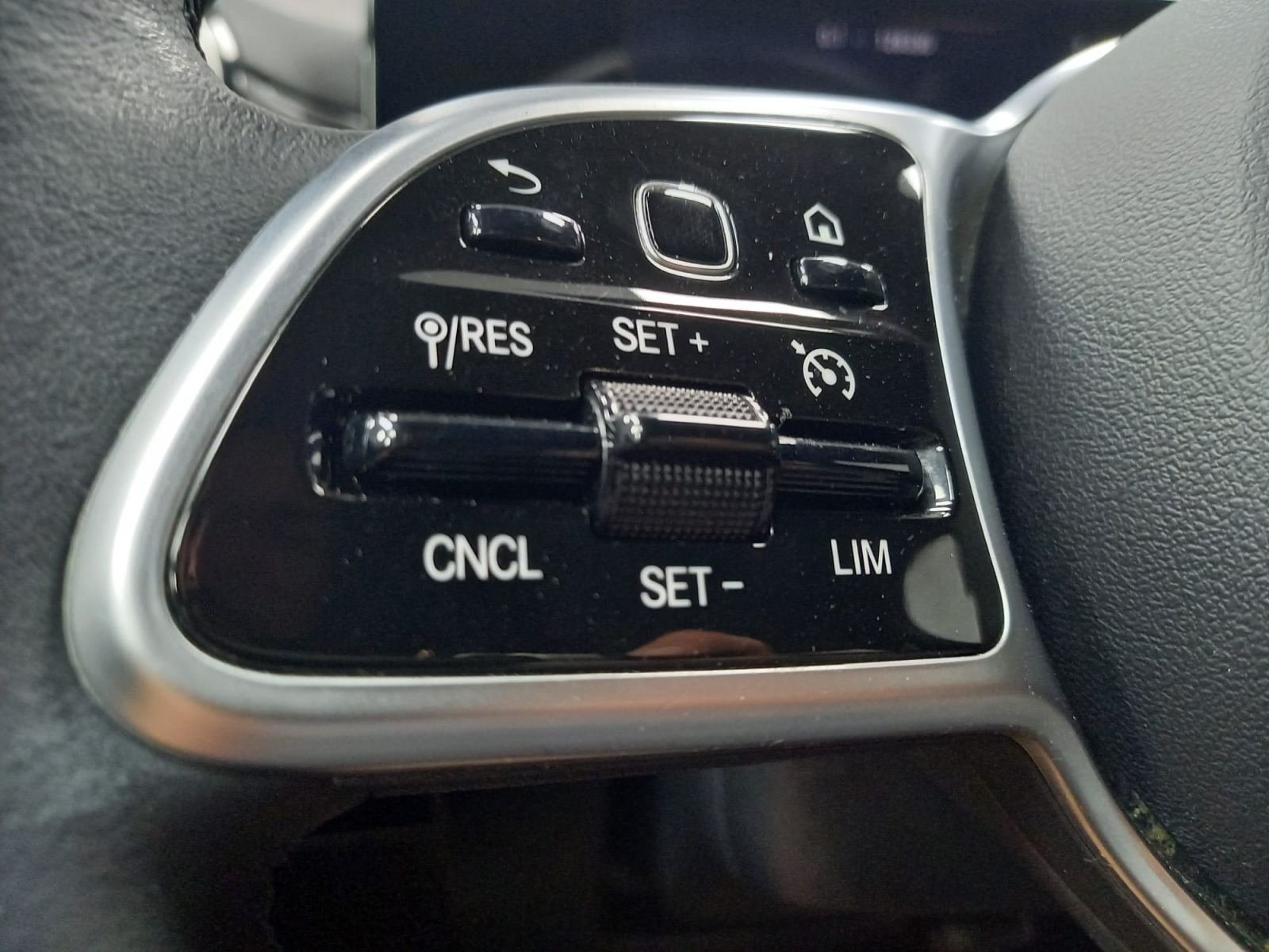 MERCEDES CLASE CLA SHOOTING BREAK 2.0 180 D BUS SOLUTION 14