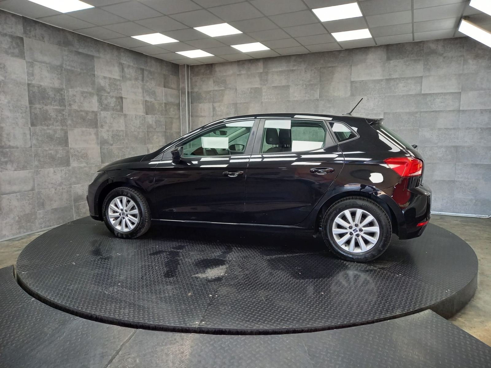 SEAT IBIZA 1.0 MPI 59KW S-S REFERENCE 5 PUERTAS 8
