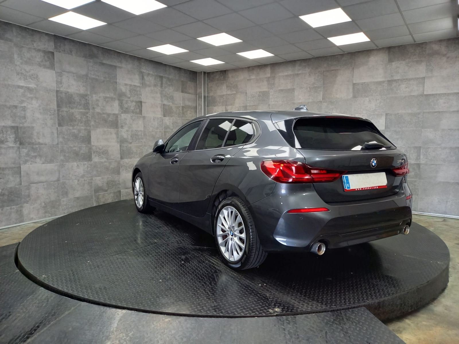 BMW SERIE 1 118D 7