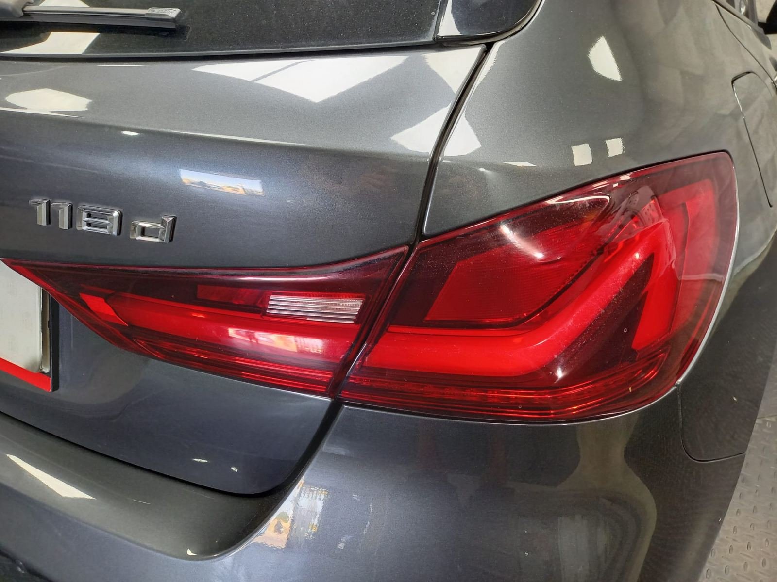 BMW SERIE 1 118D 21