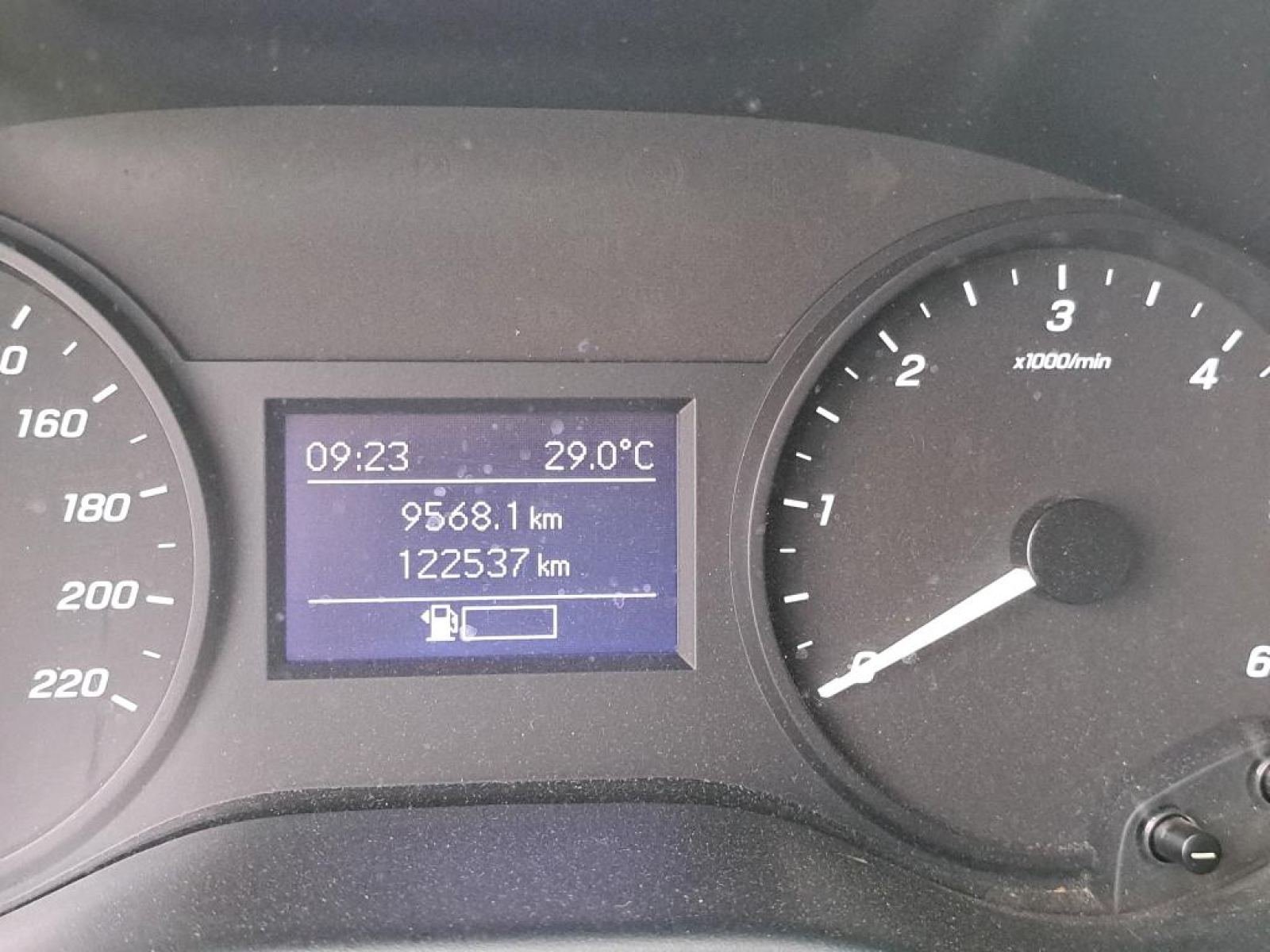 MERCEDES VITO 114CDI TD 100kW furgón Pro compacta 6