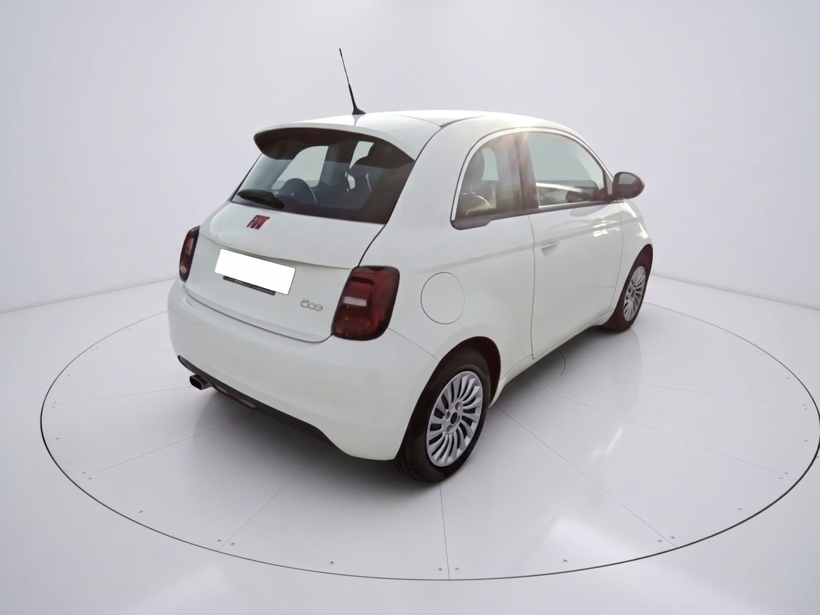 FIAT 500 Red Hb 320km 85kW (118CV) 3