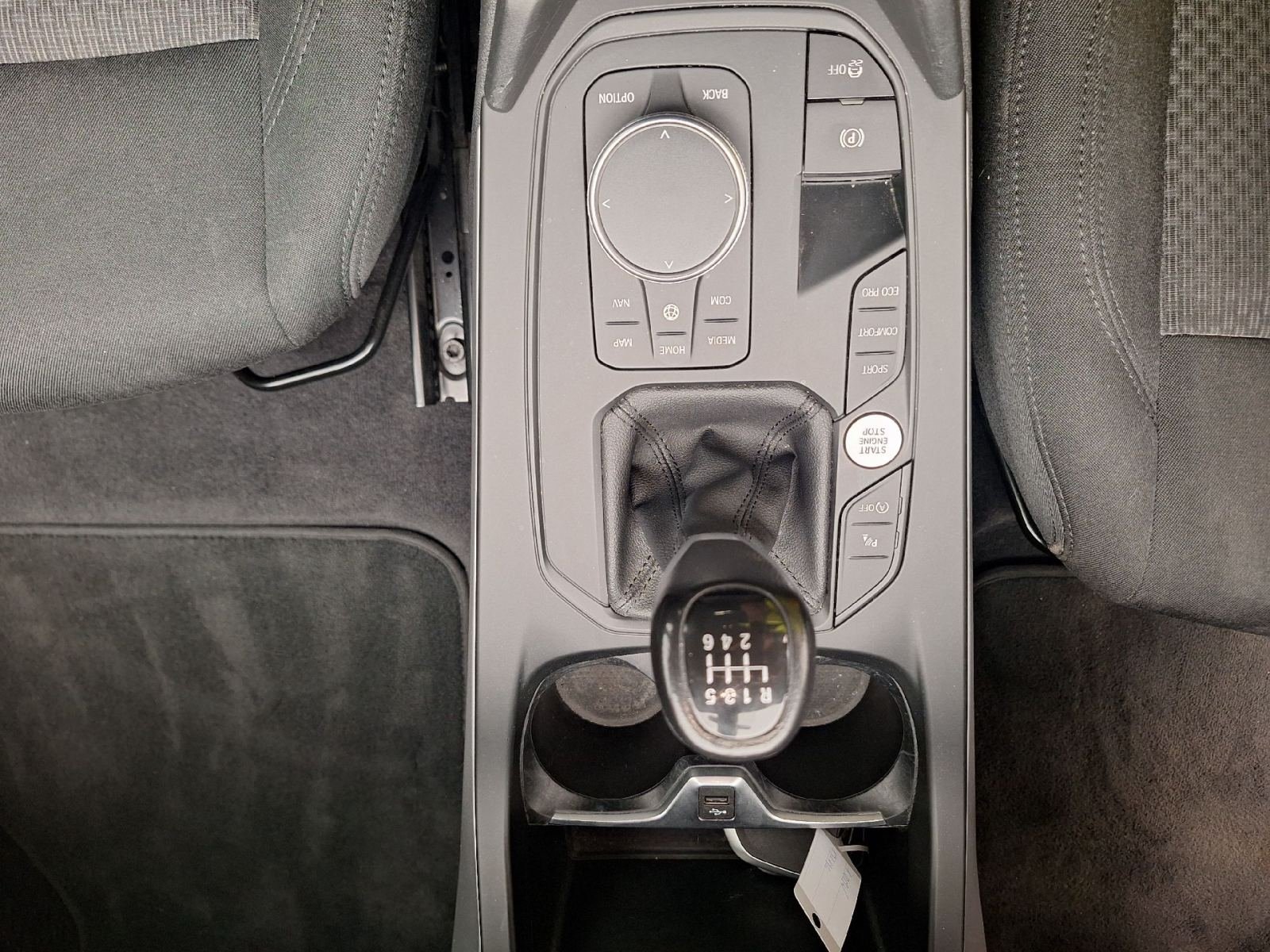BMW SERIE 1 Reeks Hatch 116d (85 kW) 5d 9