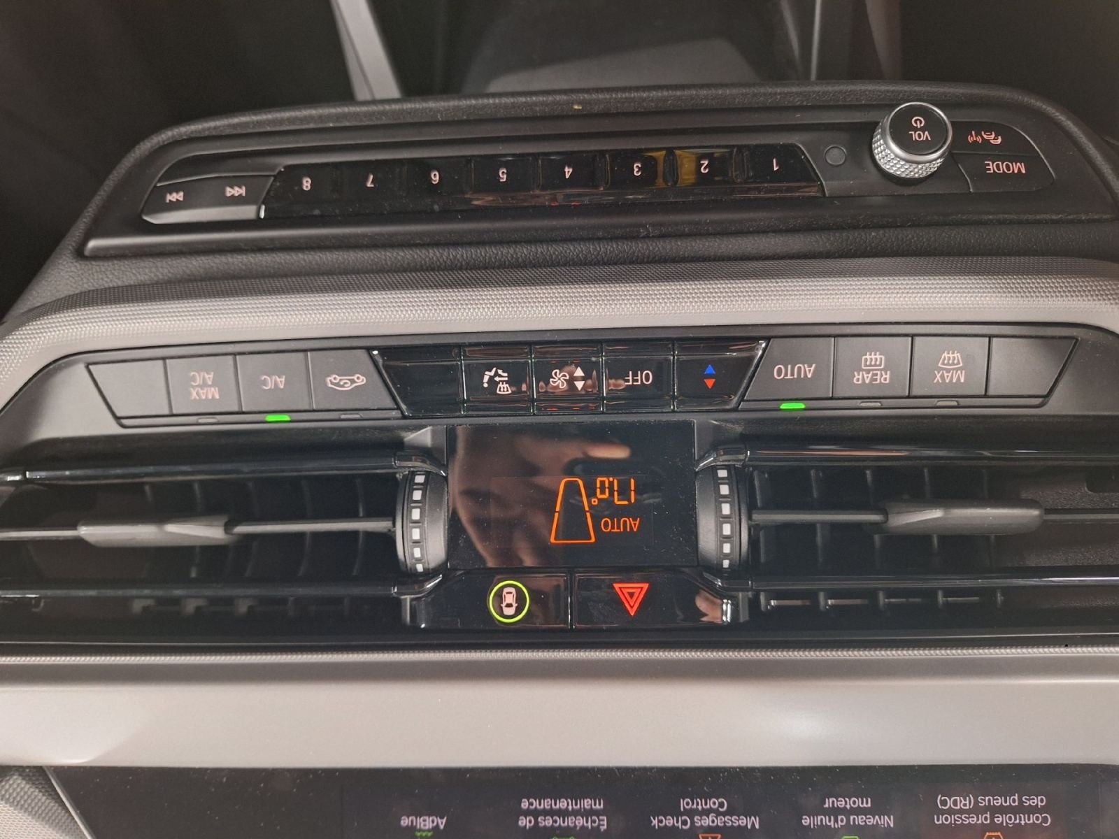 BMW SERIE 1 Reeks Hatch 116d (85 kW) 5d 11