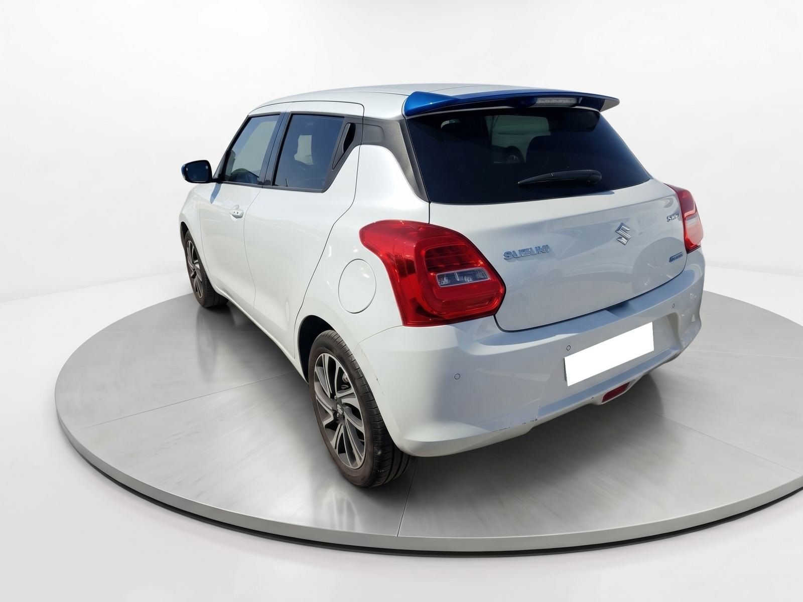 SUZUKI SWIFT 1.2 Mild Hybrid GLE Blue & White 4
