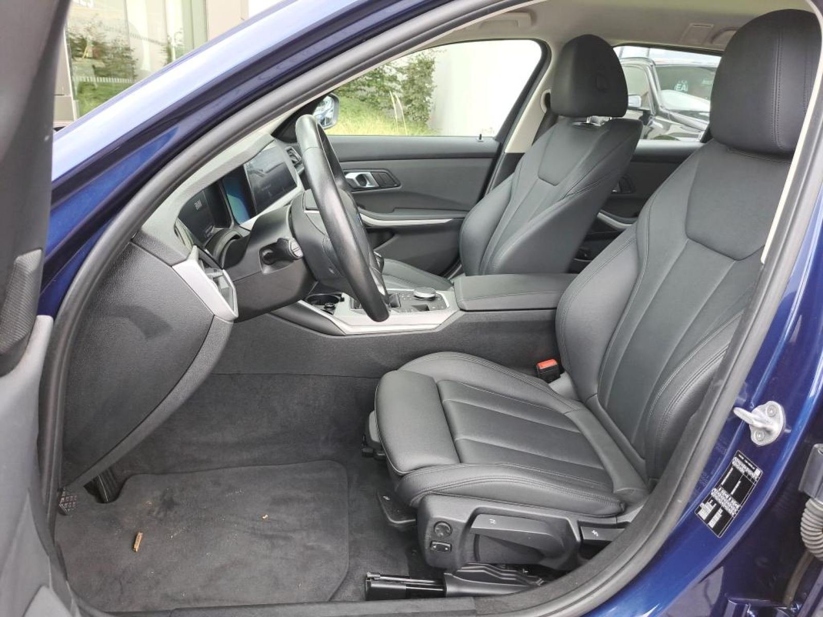 BMW SERIE 3 TOURING 318 d AdBlue 6