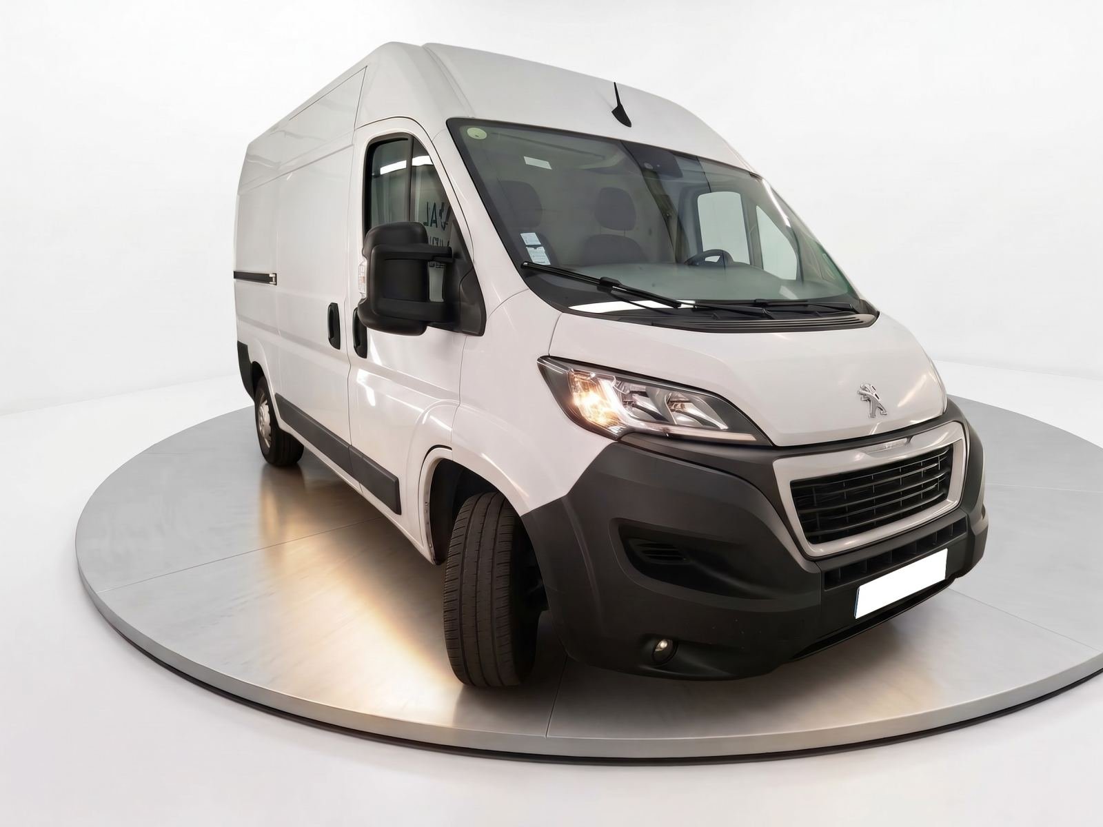 PEUGEOT BOXER FURGÓN BlueHDi 140 S&S ASPHALT 330 L2H2 2 