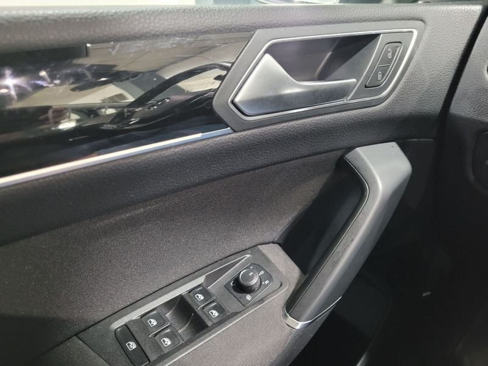 VOLKSWAGEN TOURAN 2.0 TDI 115cv Advance 12