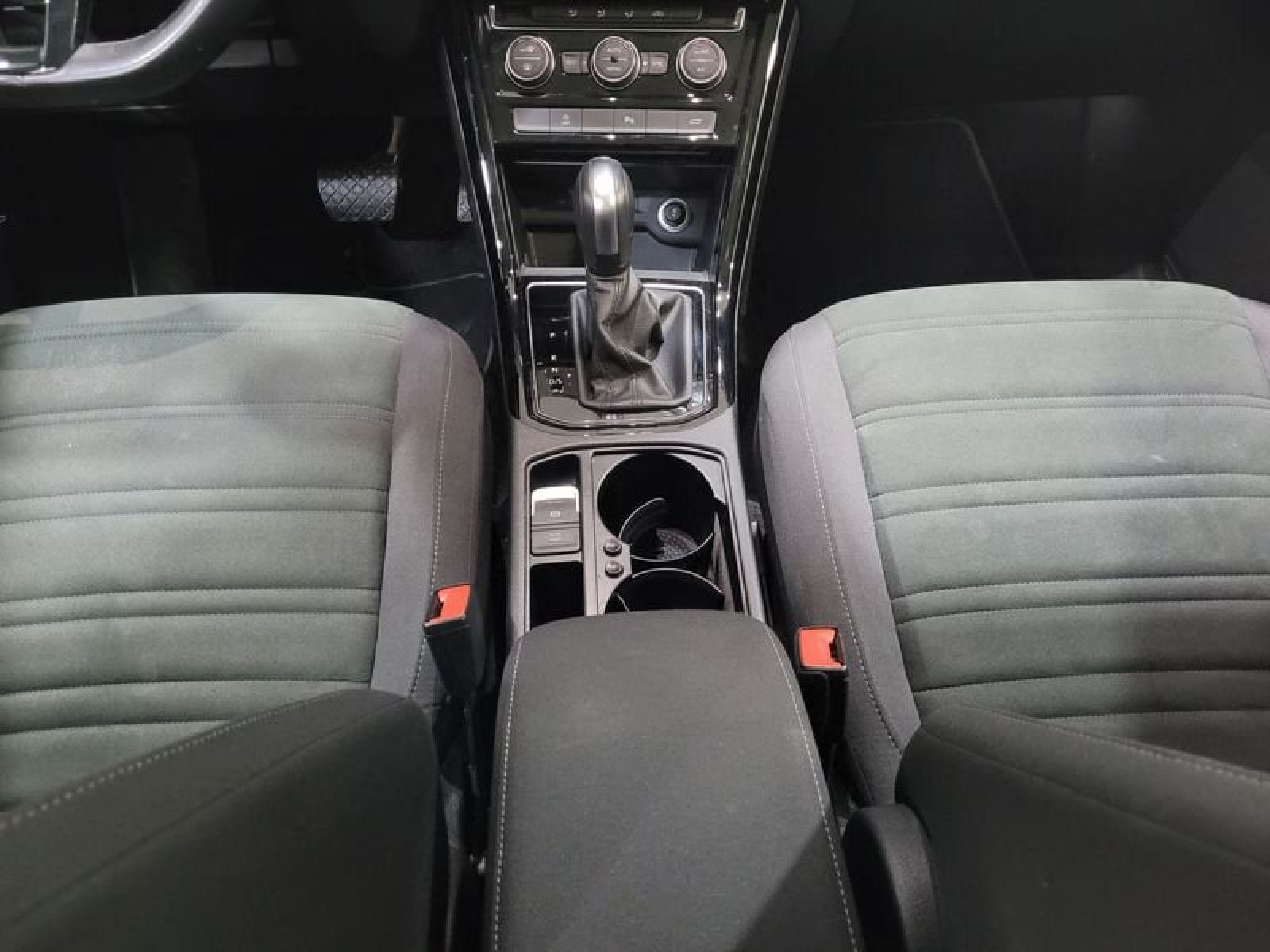 VOLKSWAGEN TOURAN 2.0 TDI 115cv Advance 24