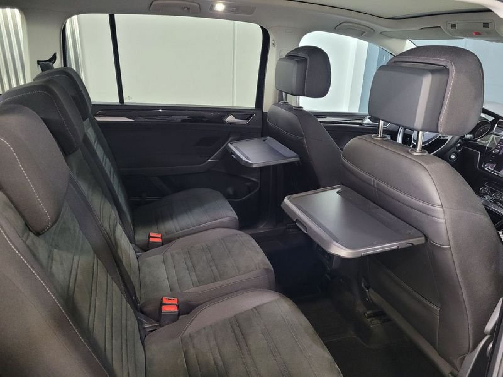 VOLKSWAGEN TOURAN 2.0 TDI 115cv Advance 27