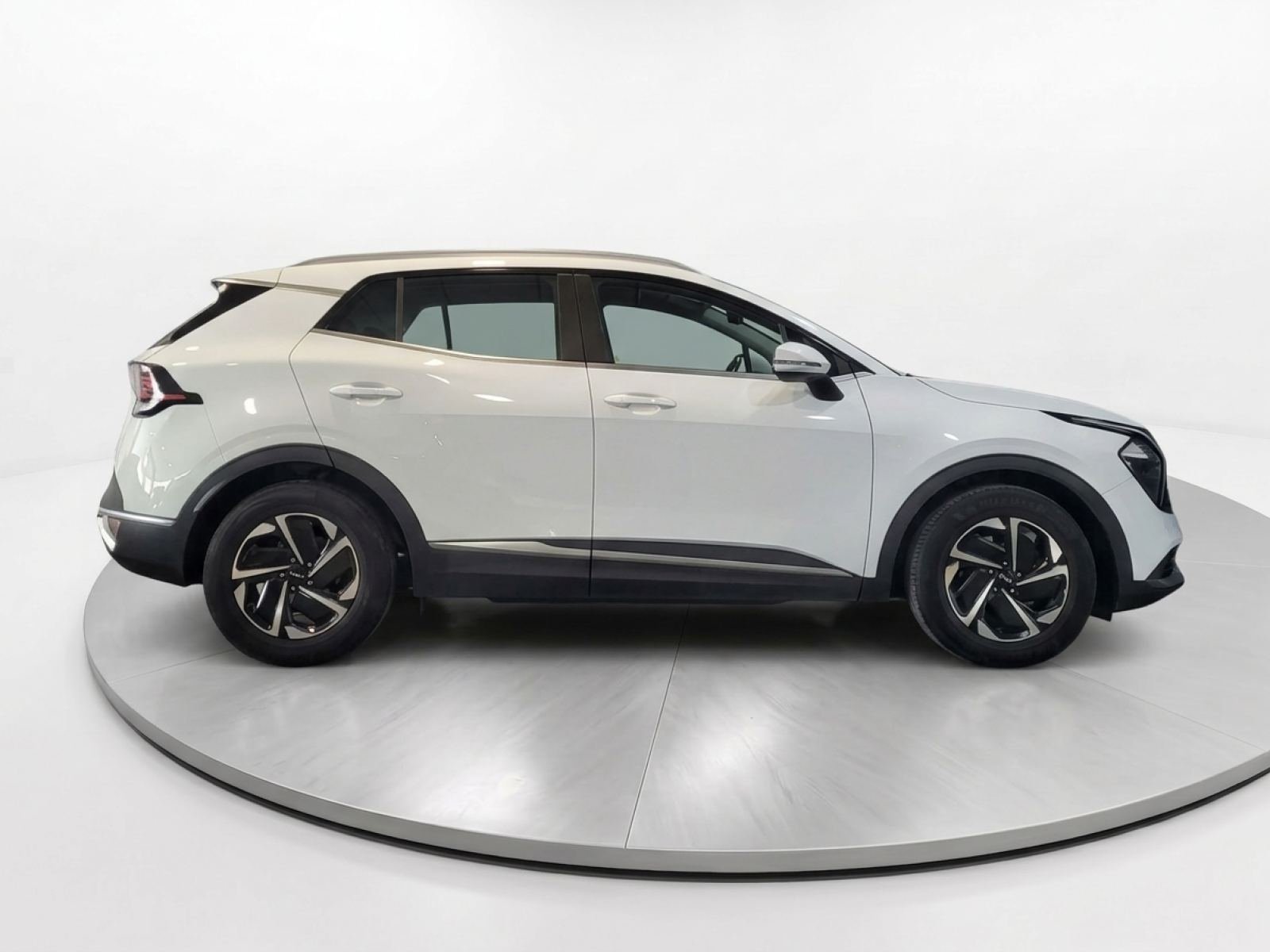 KIA SPORTAGE 1.6 T-GDi MHEV 150cv 4X2 Drive 6 