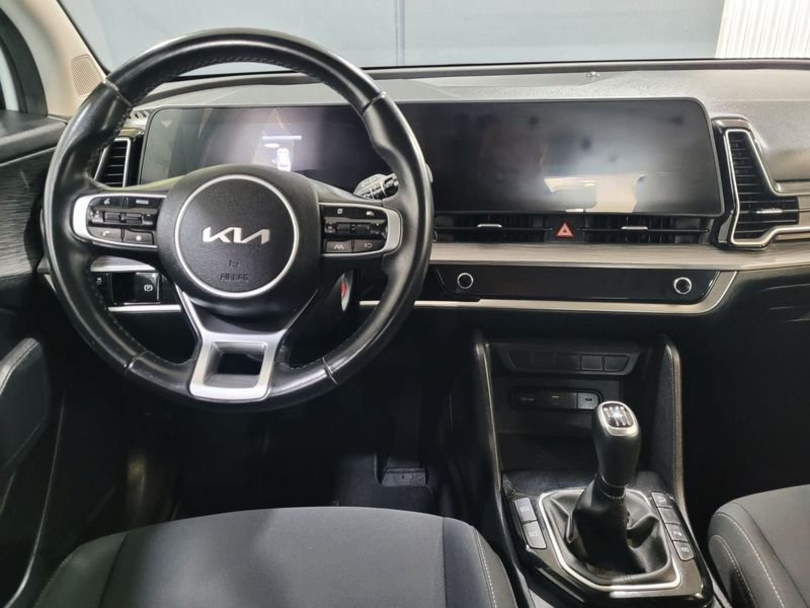 KIA SPORTAGE 1.6 T-GDi MHEV 150cv 4X2 Drive 12 
