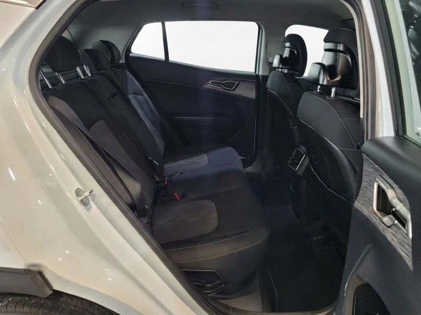 KIA SPORTAGE 1.6 T-GDi MHEV 150cv 4X2 Drive 26 