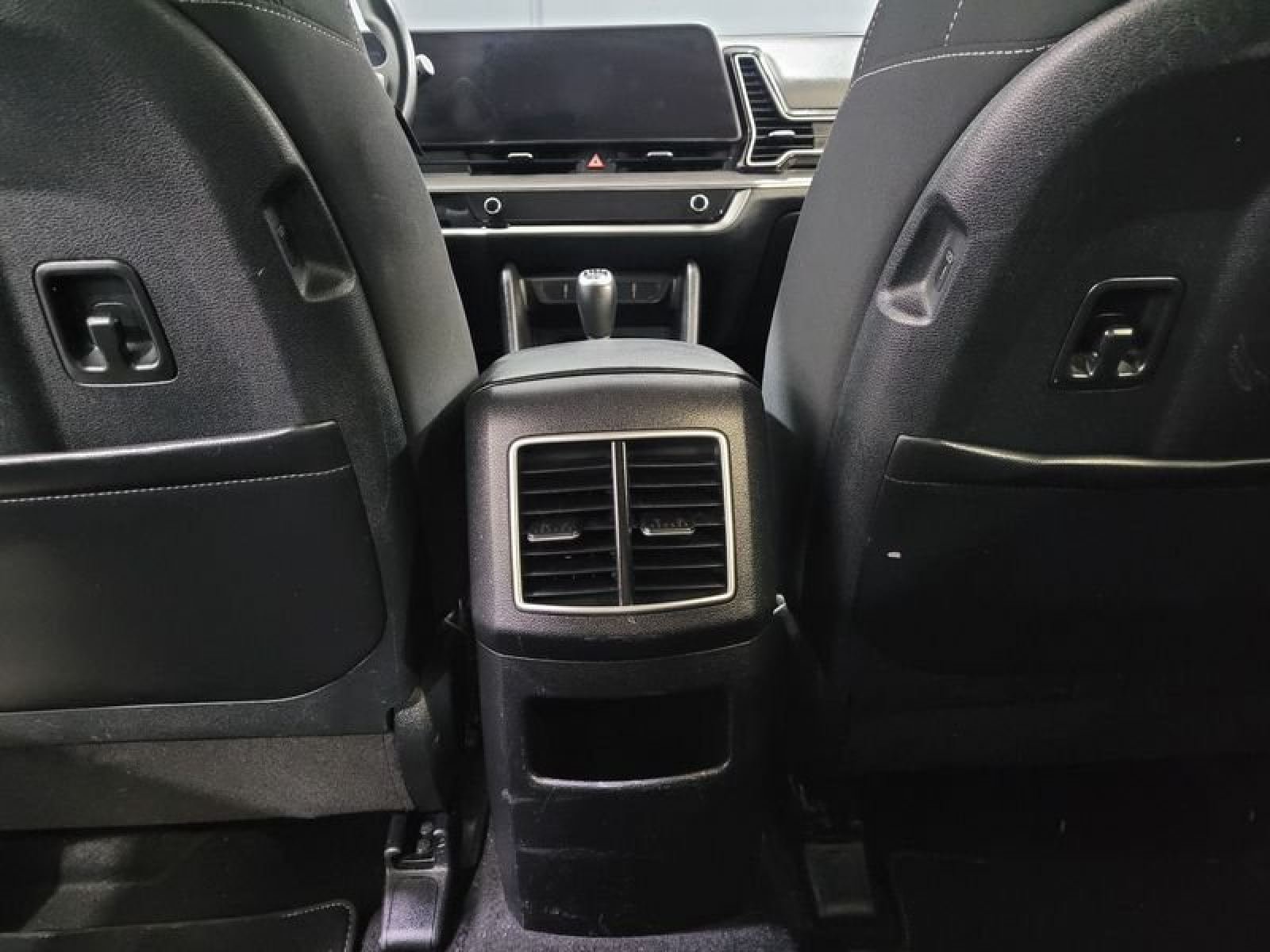 KIA SPORTAGE 1.6 T-GDi MHEV 150cv 4X2 Drive 28 