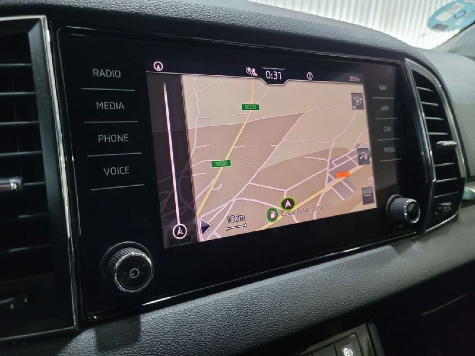 SKODA KAROQ 2.0 TDI 150cv DSG 4X4 Ambition 19
