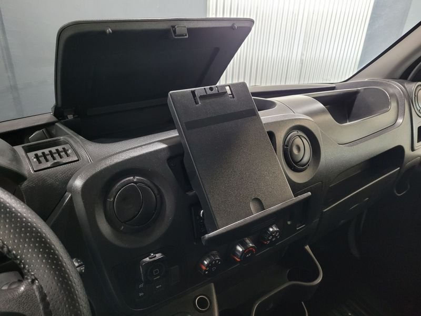 RENAULT MASTER Chasis Doble Cab. T L3 3500 dCi 96kW 21