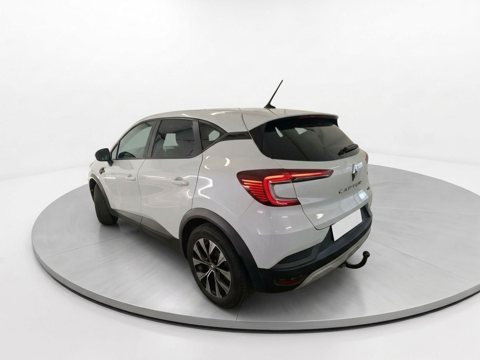 RENAULT CAPTUR E-Tech híbrido 145cv evolution 4