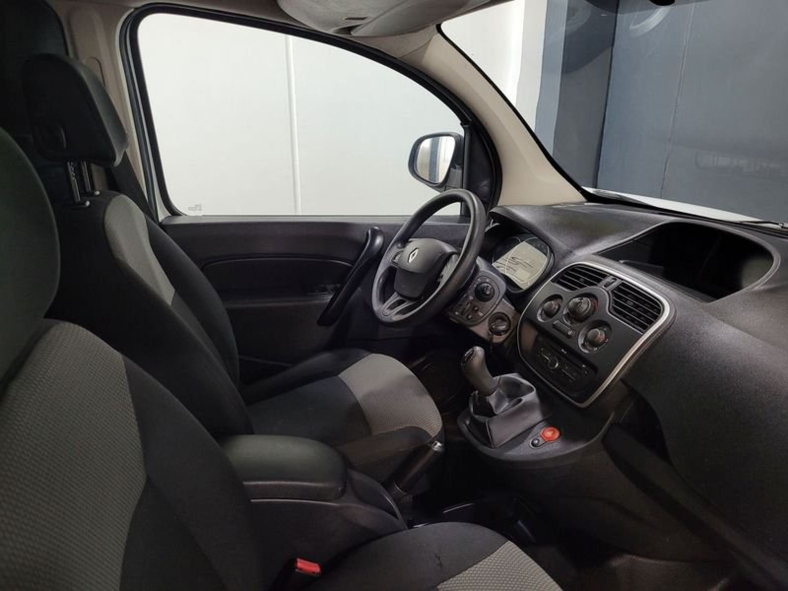 RENAULT KANGOO FURGON dCi 90cv Euro 6 Profesional 10 