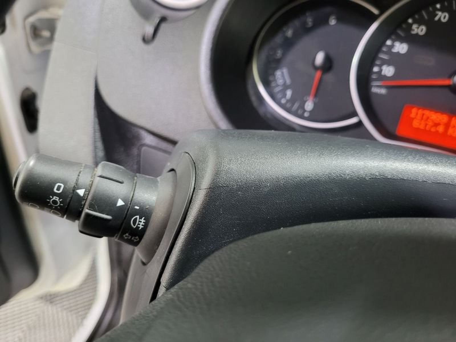 RENAULT KANGOO FURGON dCi 90cv Euro 6 Profesional 14 