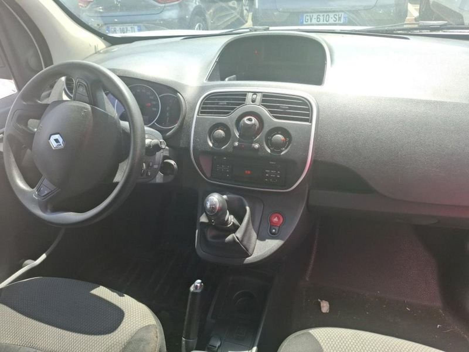 RENAULT KANGOO FURGON dCi 95cv E6 Profesional Maxi 2p 6