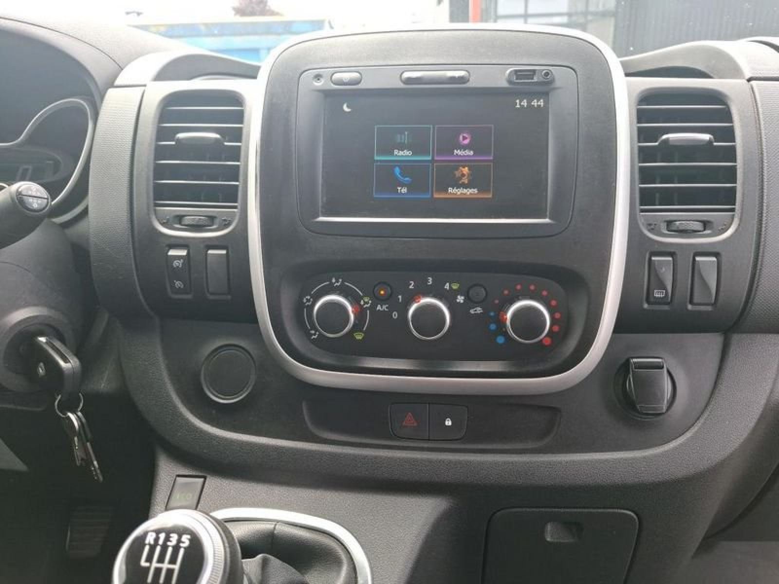 RENAULT TRAFIC Furgón 29 L1H1 Energy BluedCi 88 kW 8