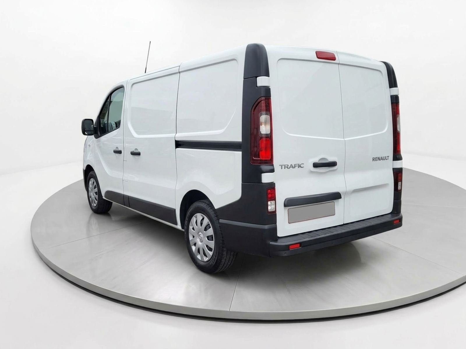 Renault Trafic Furgón 27 L1H1 Energy BluedCi - foto 4