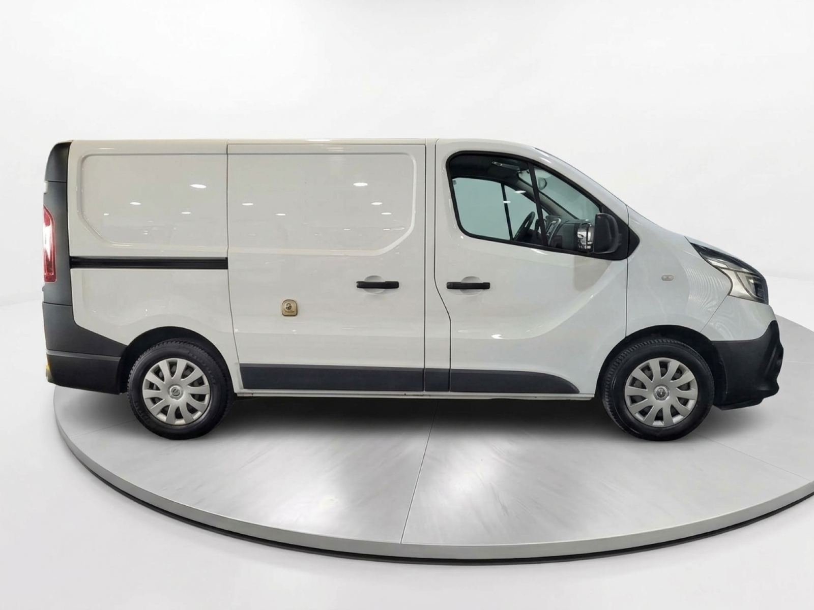 Renault Trafic Furgón 27 L1H1 Energy BluedCi - foto 5