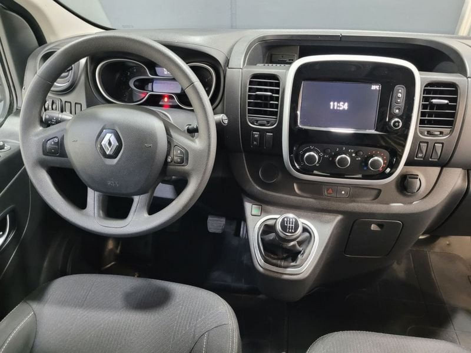 Renault Trafic Furgón 27 L1H1 Energy BluedCi - foto 15
