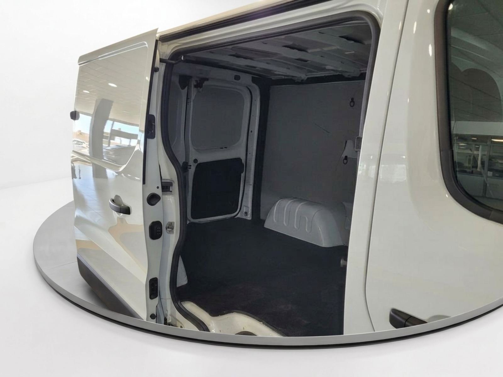 RENAULT TRAFIC Furgón 29 L1H1 dCi 88kW (120CV) Euro 6 8