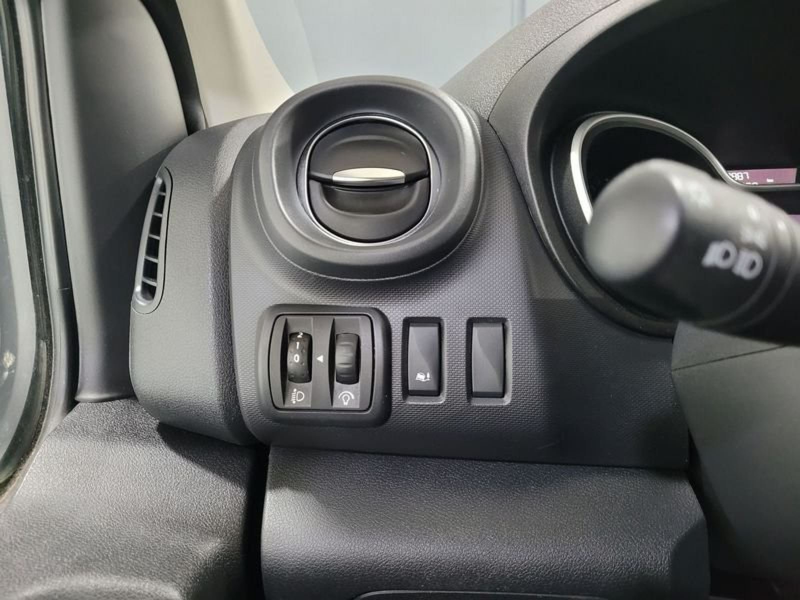 RENAULT TRAFIC Furgón 29 L1H1 dCi 88kW (120CV) Euro 6 14