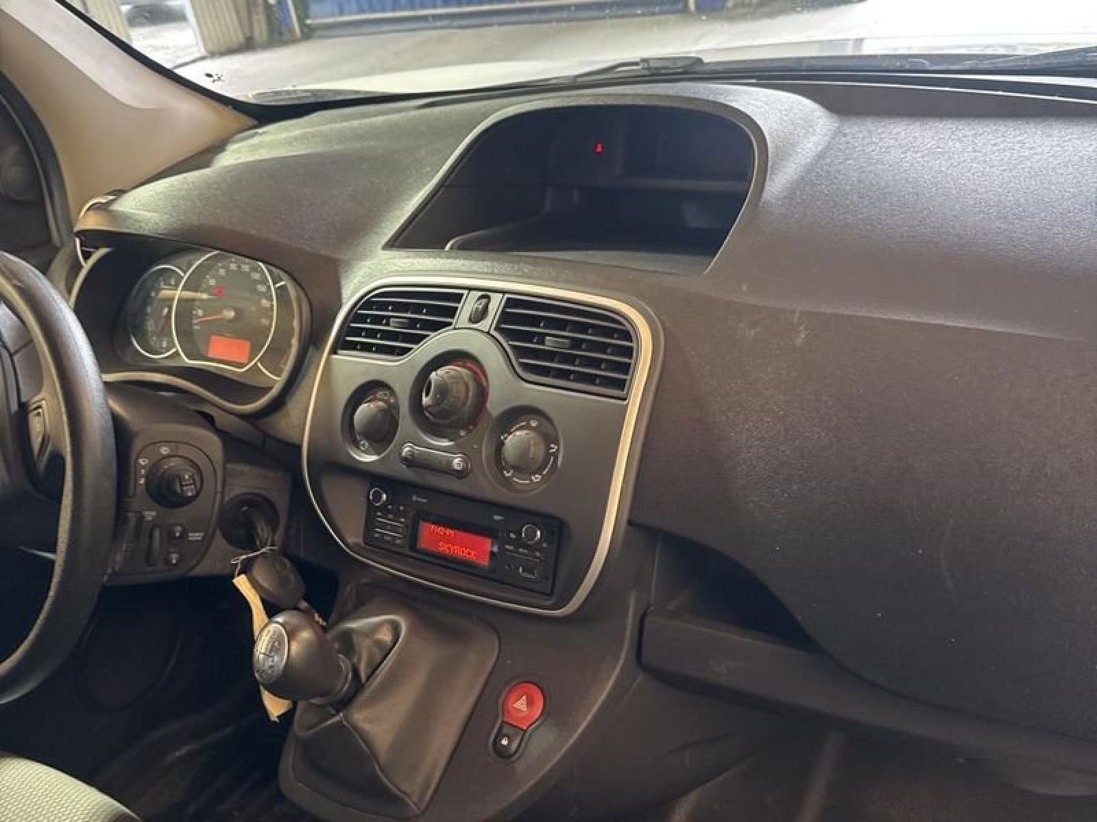 RENAULT KANGOO FURGON TCe 115cv Euro 6 Profesional 7 
