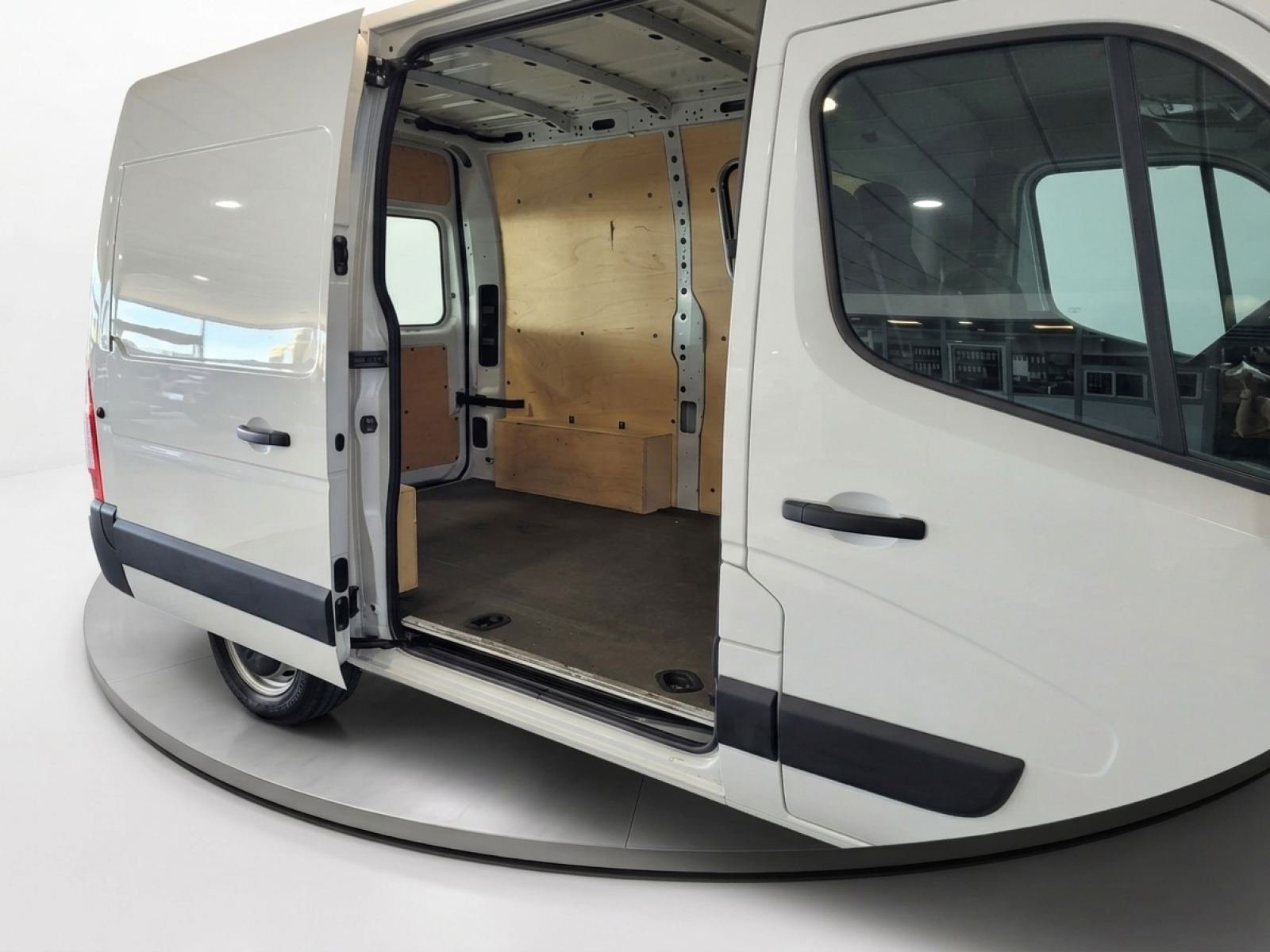 RENAULT MASTER Furgón T L1H2 3300 Bl dCi 100kW (135CV) 8 