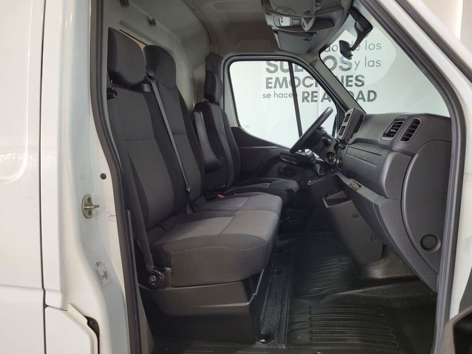 RENAULT MASTER Furgón T L1H2 3300 Bl dCi 100kW (135CV) 11 