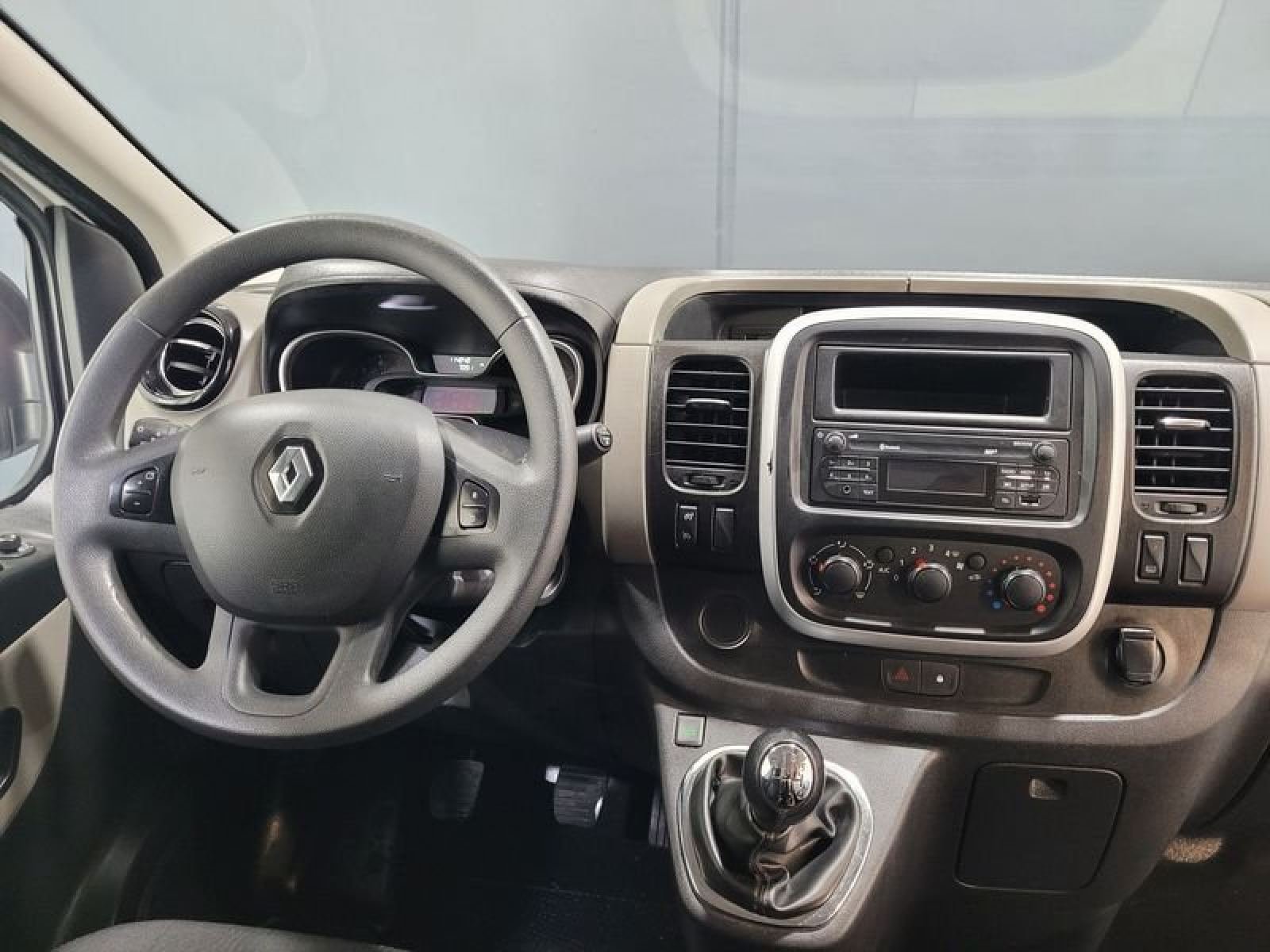 RENAULT TRAFIC Furgón 29 L1H1 Energy BluedCi 70 kW 15