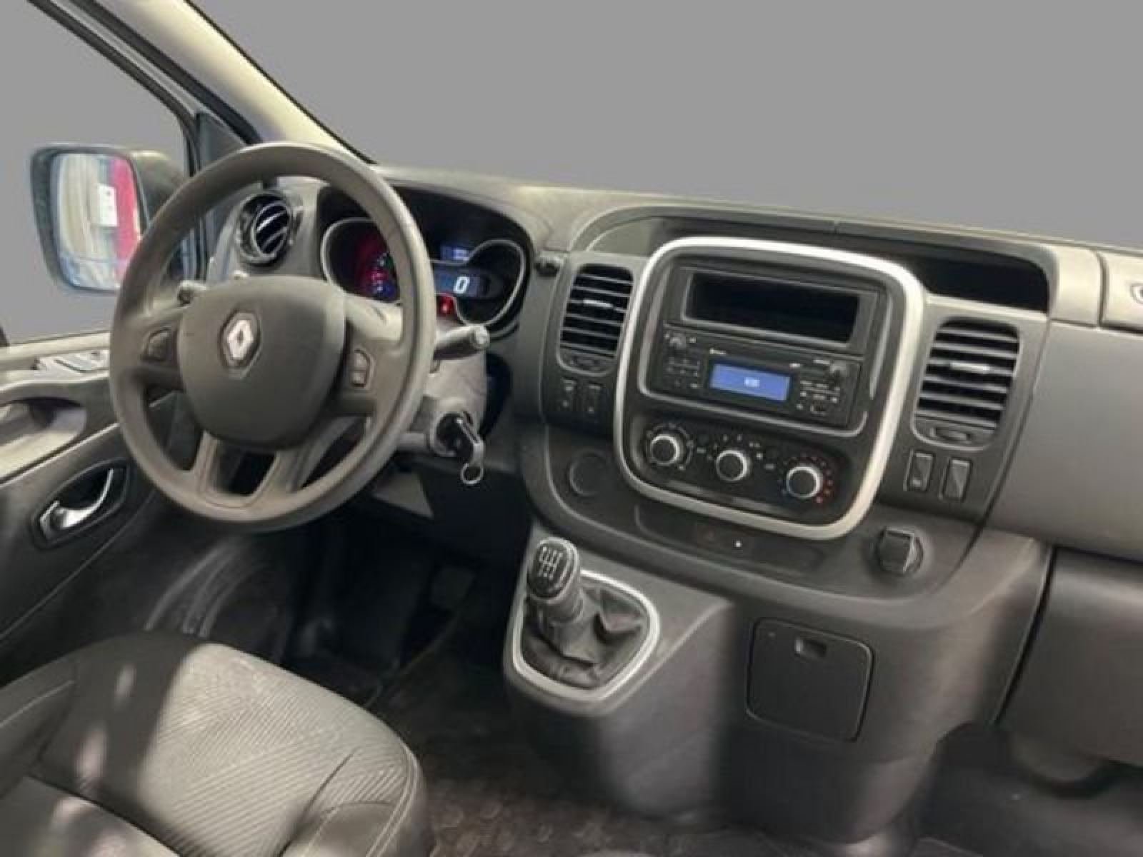 RENAULT TRAFIC Furgón 27 L1H1 Energy BluedCi 70 kW 4 