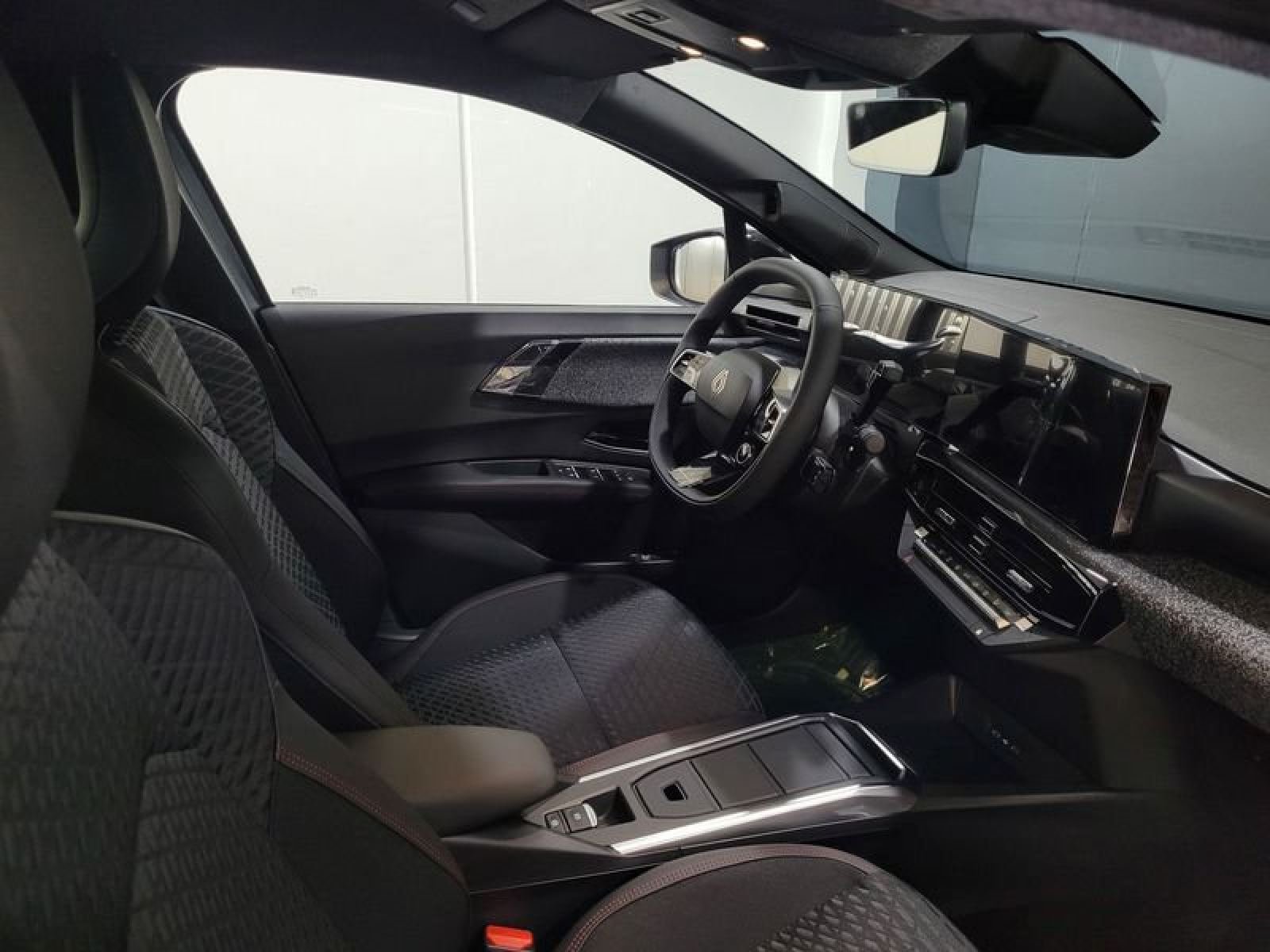 RENAULT CLIO full hybrid E-Tech 117kW (160 CV) techno 9