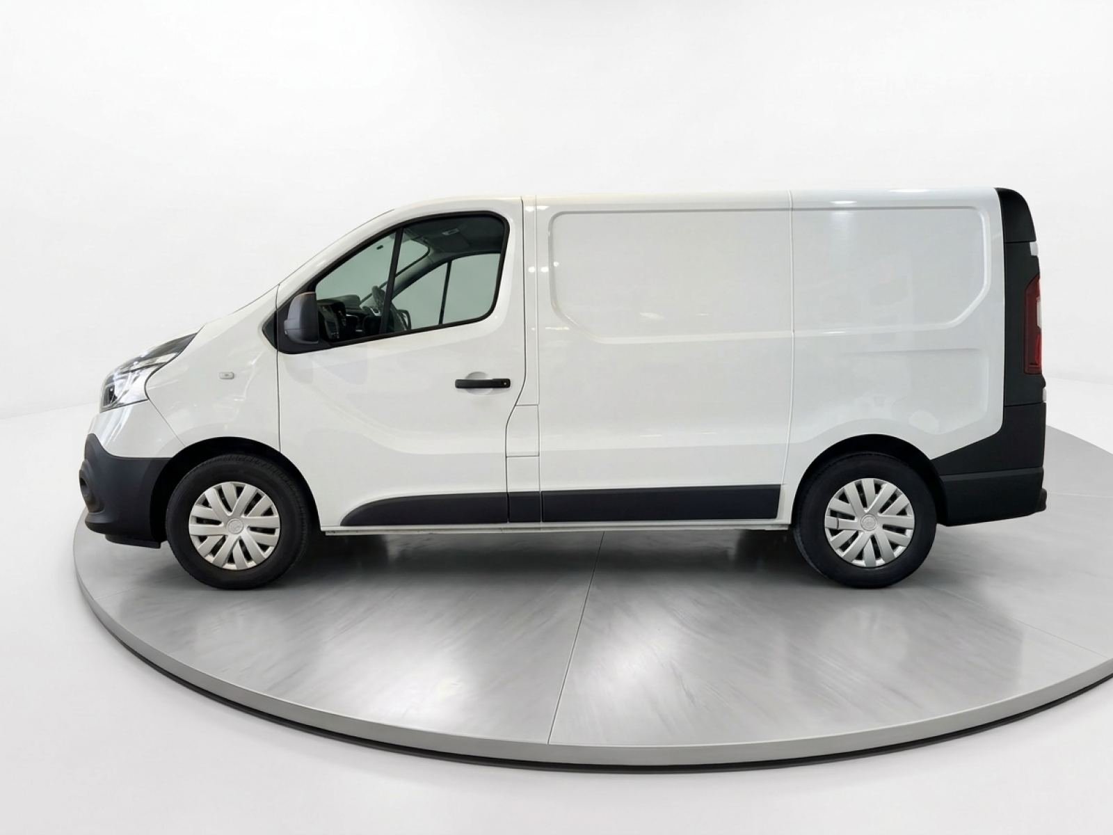 RENAULT TRAFIC Furgón 29 L1H1 dCi 95 Euro 6 2 