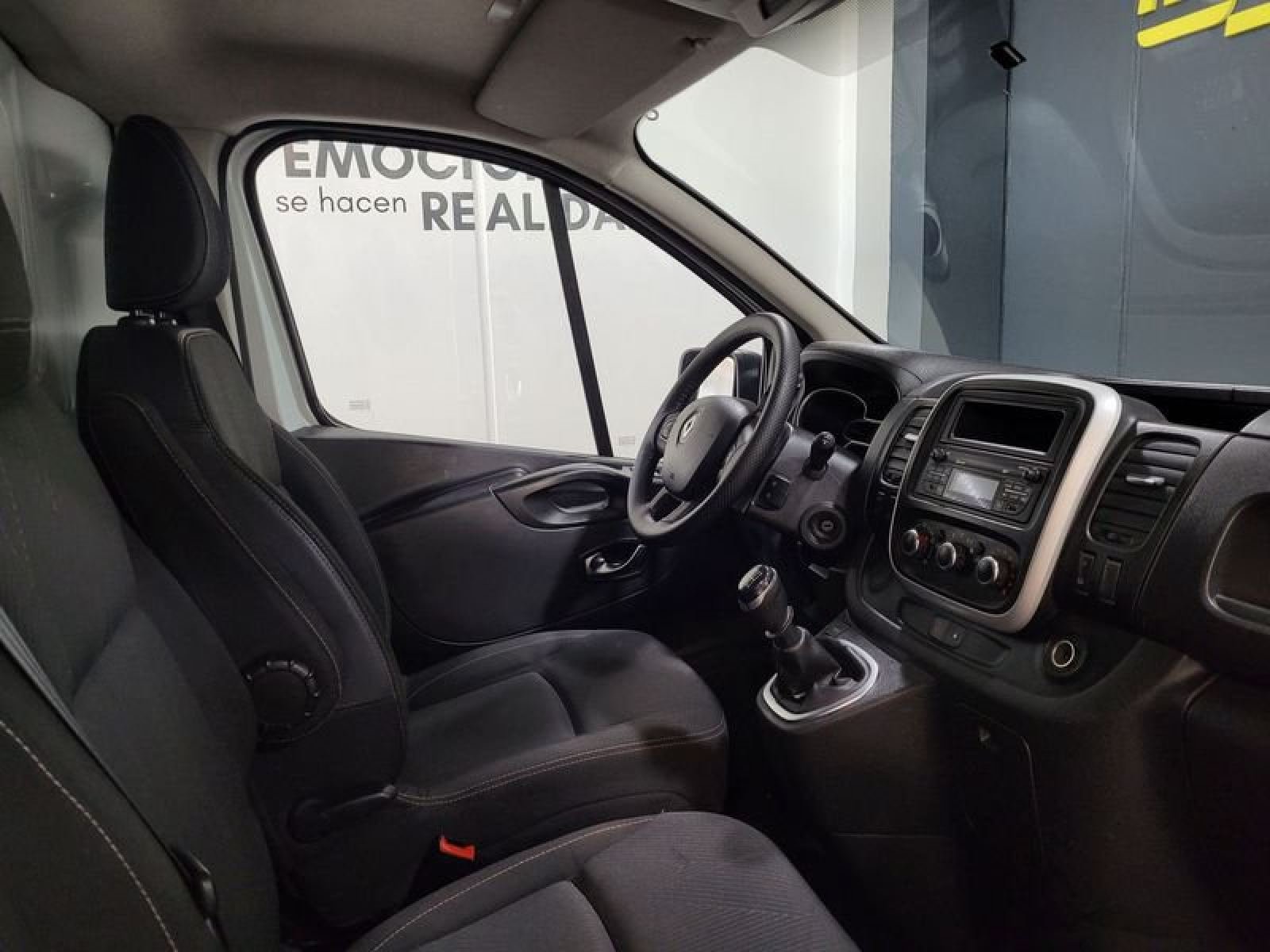 RENAULT TRAFIC Furgón 29 L1H1 dCi 95 Euro 6 11 