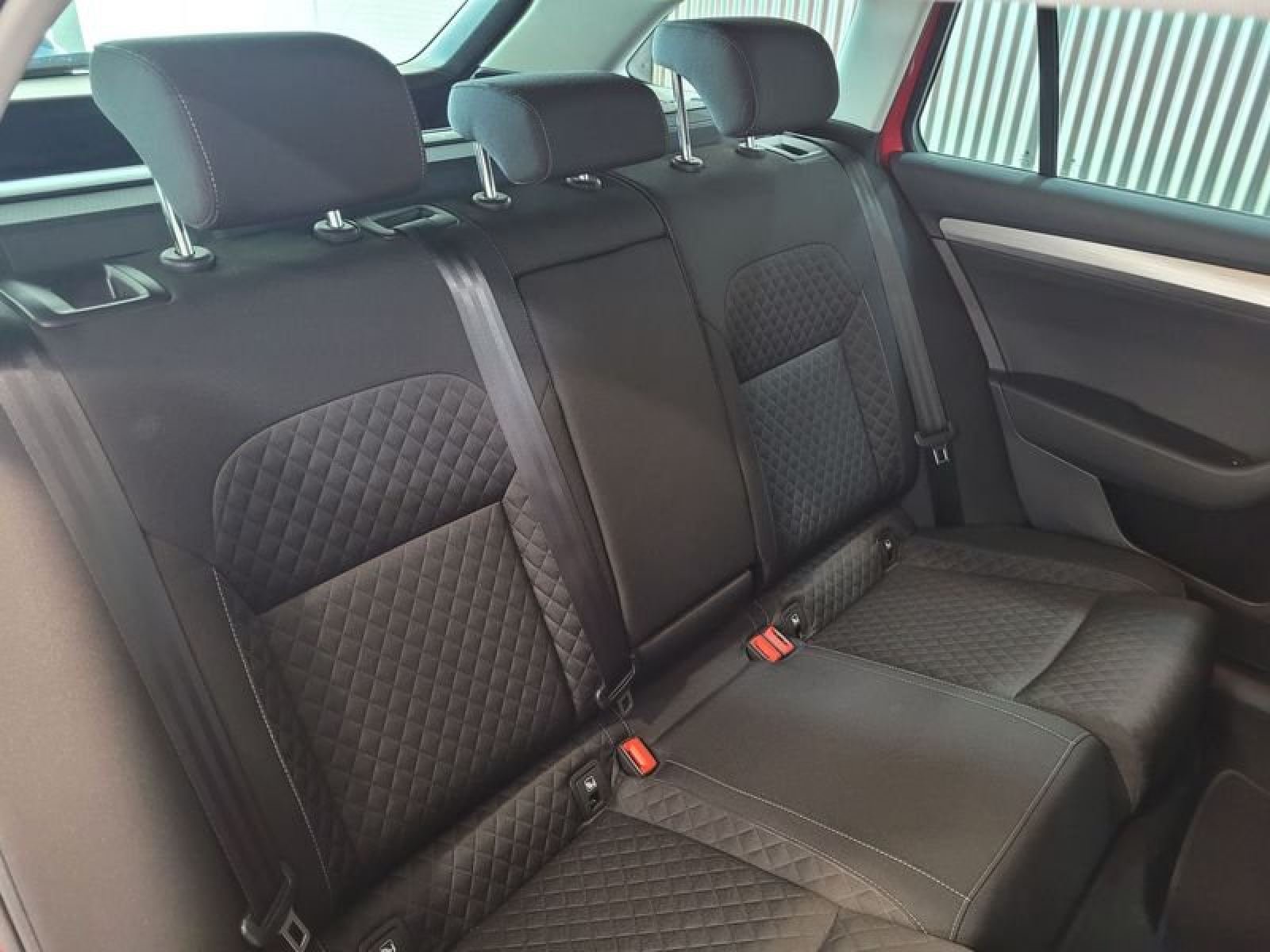 SKODA SUPERB 1.4 TSI 218cv iV P-HEV DSG L&K 12 