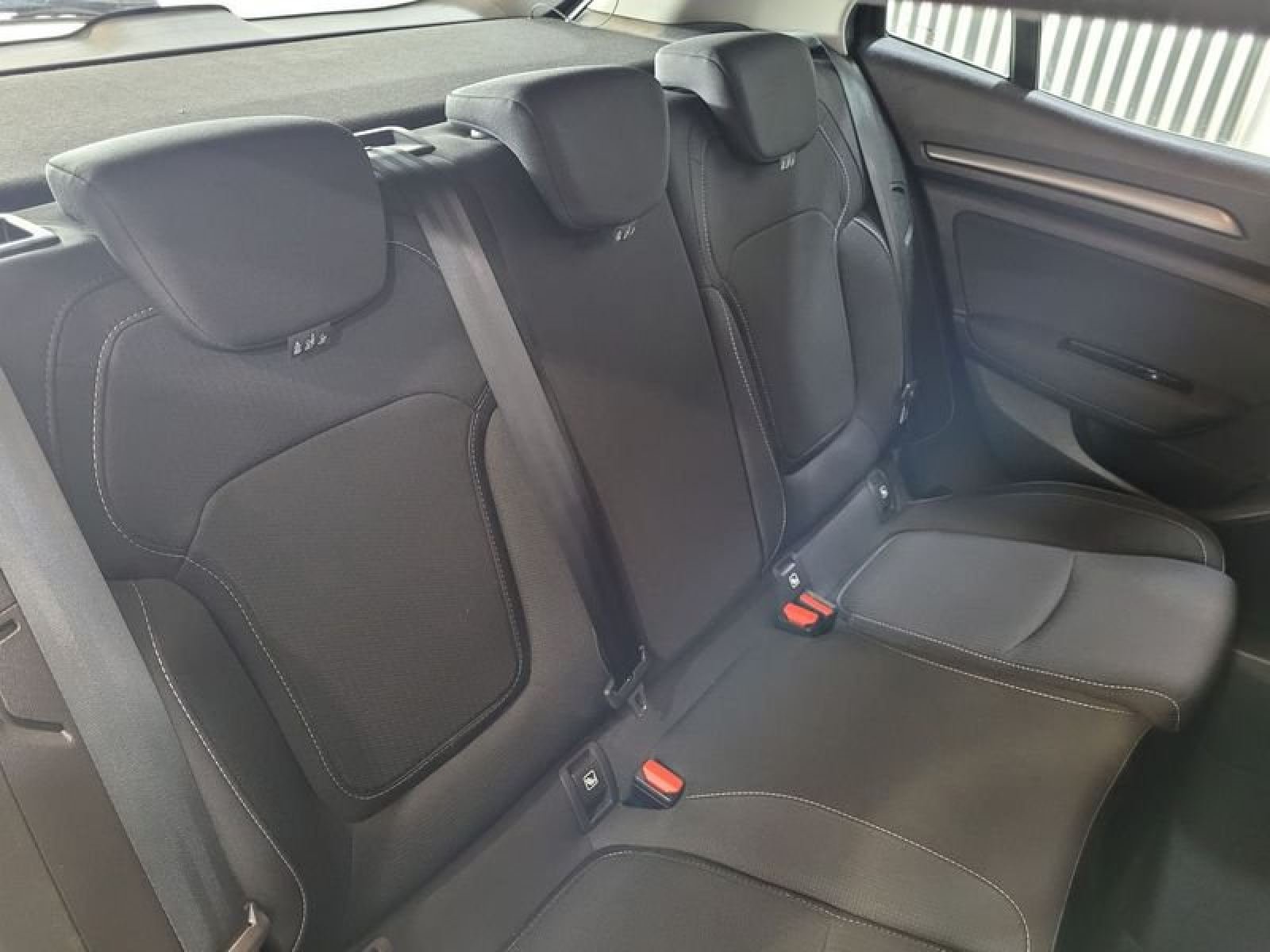 RENAULT MéGANE Intens TCe 85 kW (115CV) GPF -SS 8