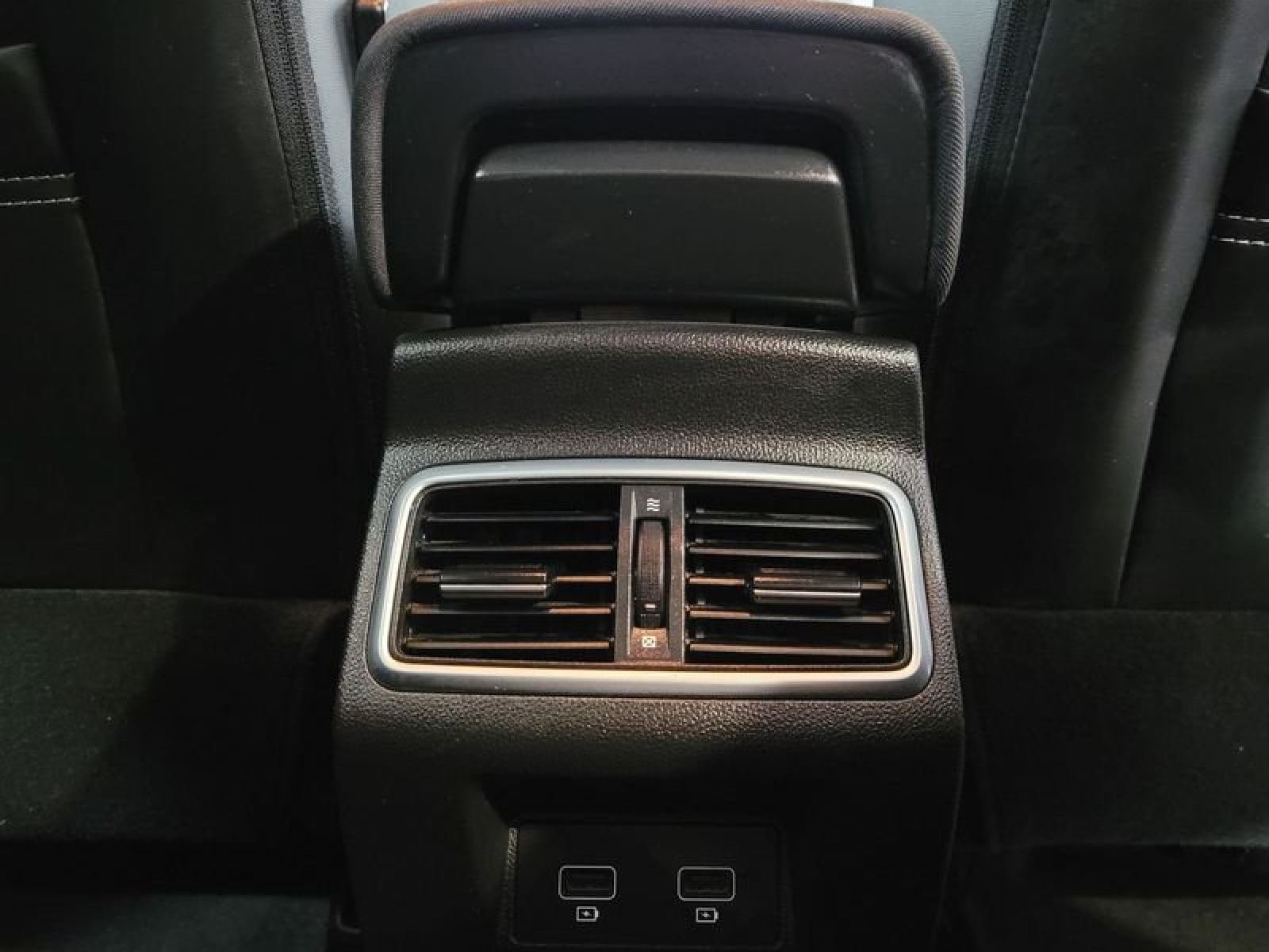 RENAULT MéGANE Intens TCe 85 kW (115CV) GPF -SS 9