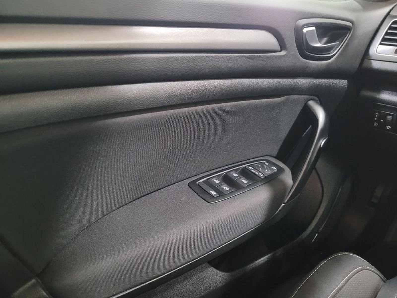RENAULT MéGANE Intens TCe 85 kW (115CV) GPF -SS 12