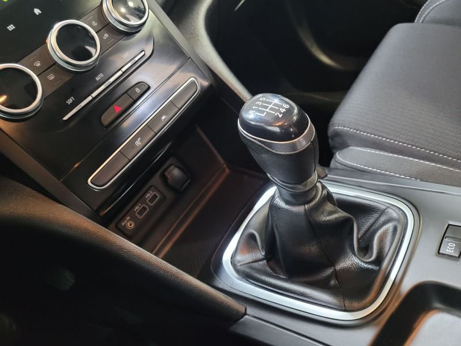 RENAULT MéGANE Intens TCe 85 kW (115CV) GPF -SS 23