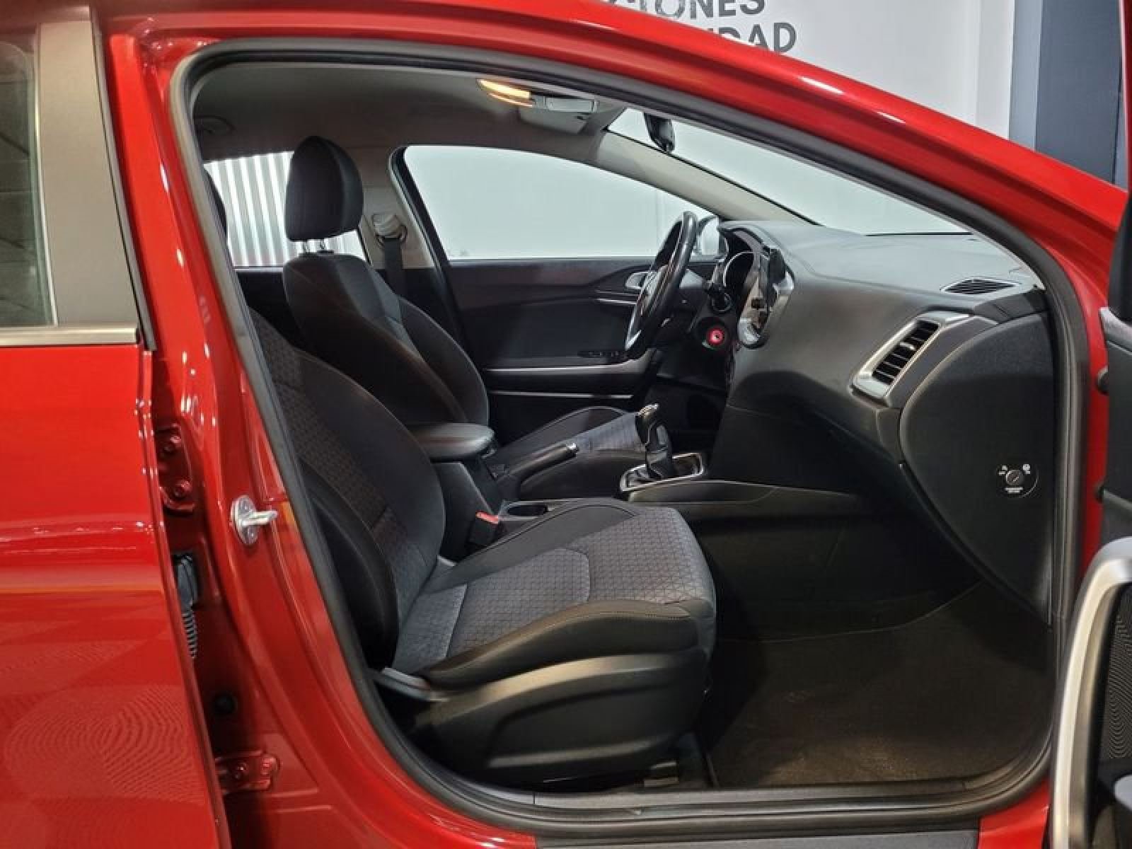 KIA XCEED 1.0 T-GDi 120cv Drive 11