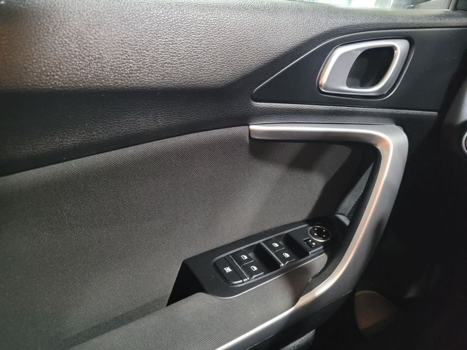 KIA XCEED 1.0 T-GDi 120cv Drive 13